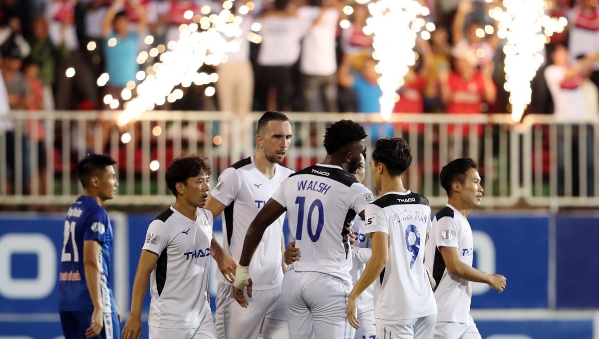 BXH vòng 13 V.League 2020: HAGL trụ hạng thành công