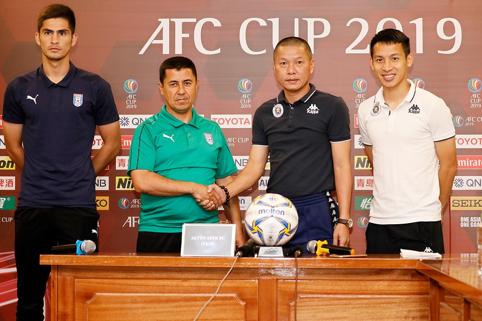 Altyn Asyr coach impresses with Hanoi’s Van Quyet