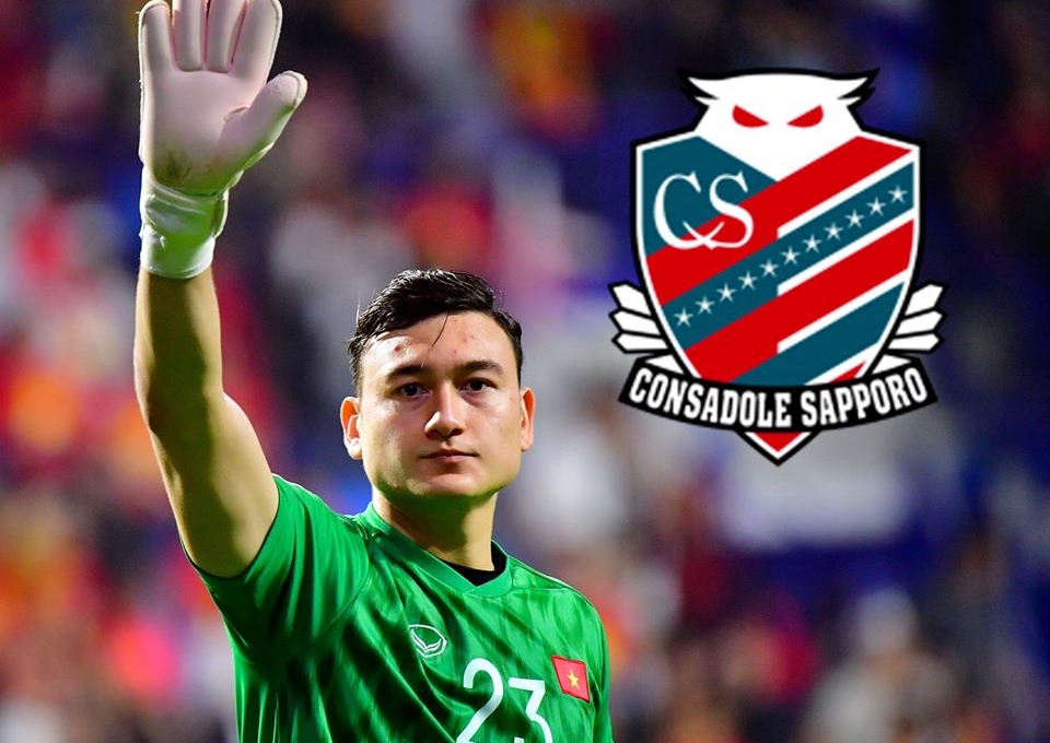 Van Lam linked with moving to J-League, playing alongside Chanathip?