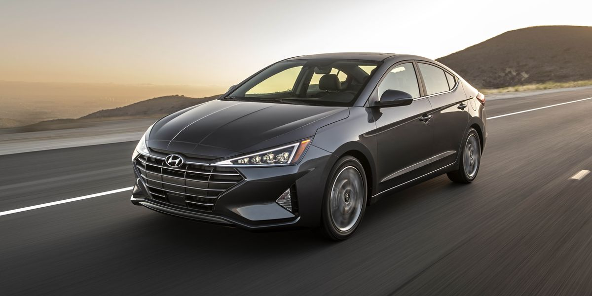 Tổng hợp 4 mẫu xe ô tô sedan 'hạng C' đáng mua nhất Việt Nam năm 2020