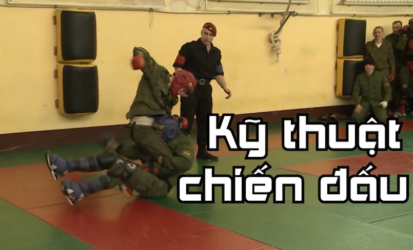 VIDEO: Đặc công Nga chiến đấu tay đôi