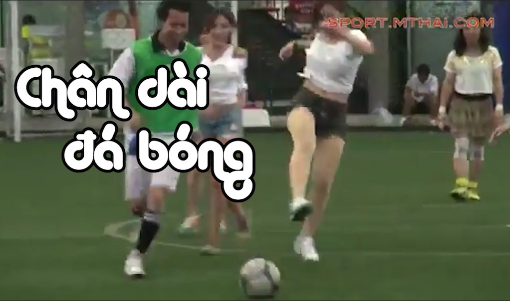 VIDEO: Khi các hoa hậu và người đẹp chân dài sexy so tài đá bóng