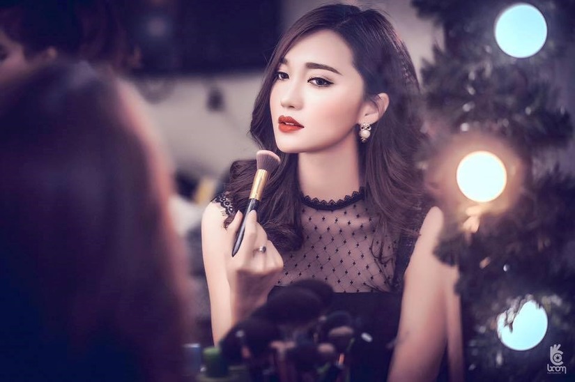 Bạn gái tin đồn của Phan Văn Đức úp mở chuyện kết hôn