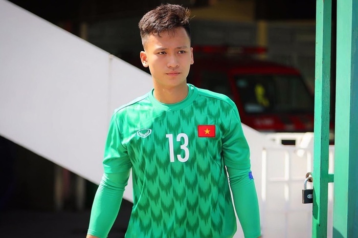 VIDEO: Pha cứu thua không tưởng của thủ môn U21 VN trước SV Nhật Bản