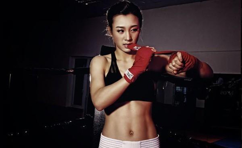Ngắm vẻ đẹp của hot girl boxing Việt Nam giành HCV SEA Games