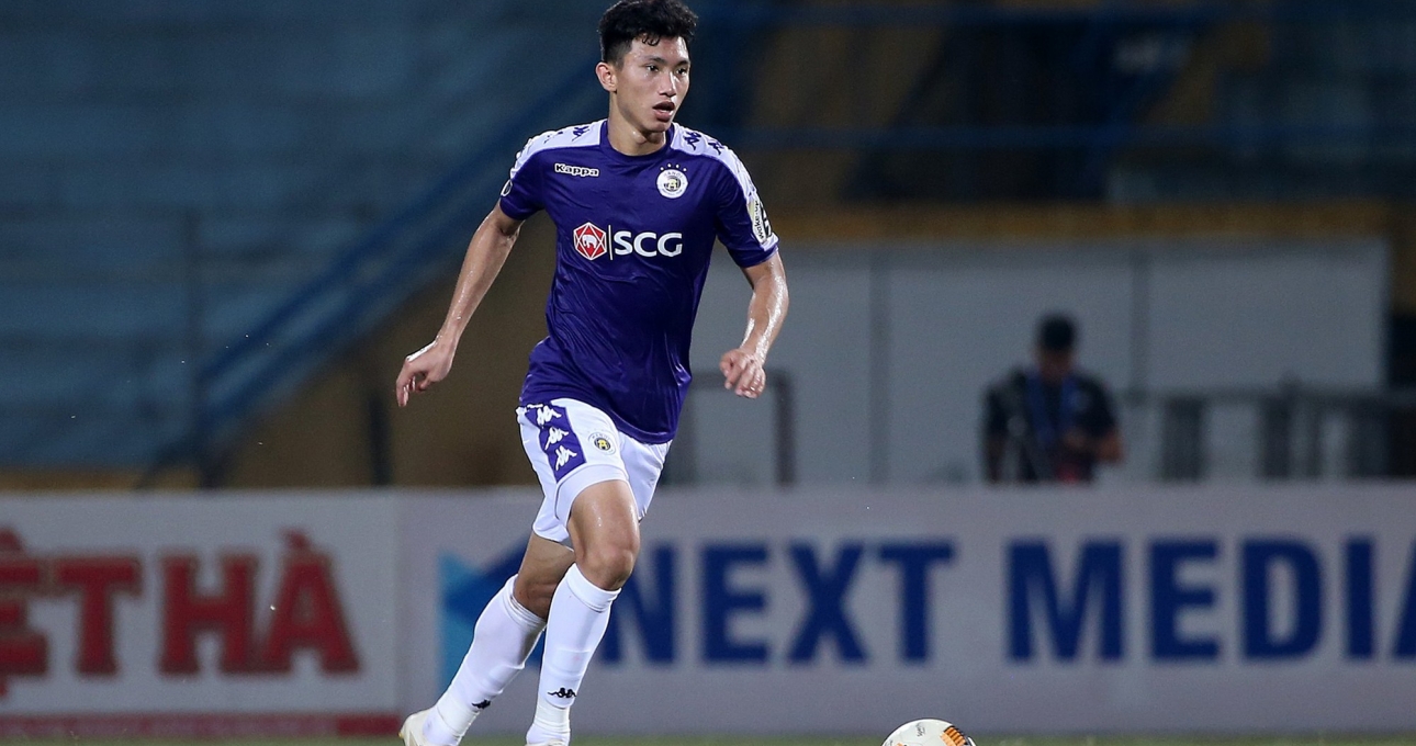 Có Văn Hậu, Hà Nội FC không cần ngoại binh ở hàng thủ
