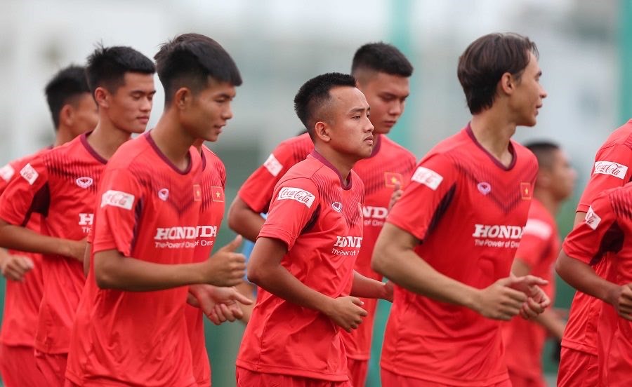 HLV Hứa Hiền Vinh: 'Danh sách U22 Việt Nam thiếu nhiều cầu thủ giỏi'