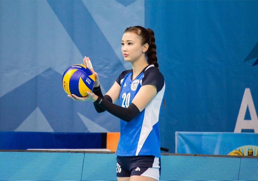 VIDEO: Ngắm 'hoa khôi bóng chuyền VTV Cup' đối đầu Trung Quốc