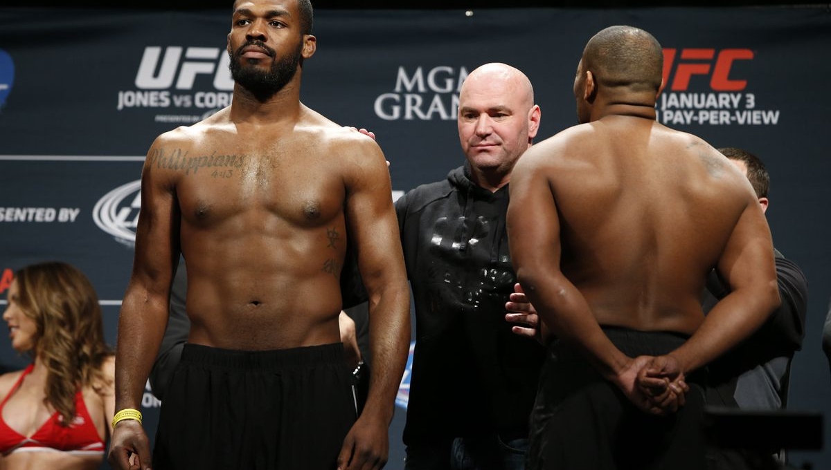 Daniel Cormier: 'Tái đấu với tôi là ý tưởng tốt cho Jon Jones đấy chứ' 