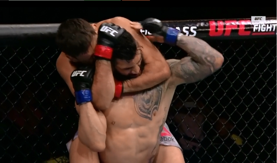 VIDEO Huyền thoại BJJ Demian Maia siết gục đối thủ Lyman Good