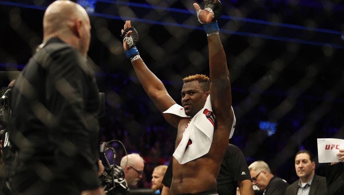 Joe Rogan: 'Francis Ngannou là võ sĩ đáng sợ nhất thế giới'