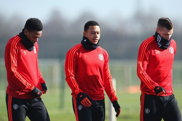 Chuyển nhượng tối 18/1: MU chuẩn bị chia tay cầu thủ thứ ba