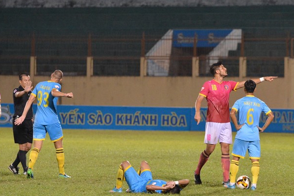 Ngoại binh của Sài Gòn 'thách thức' HLV của Khánh Hòa