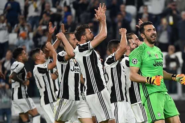 Link xem trực tiếp Barca vs Juventus, 1h45 ngày 20/4