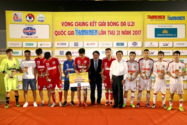 ĐHTB giải U21 Quốc gia: HAGL bị Viettel vượt mặt
