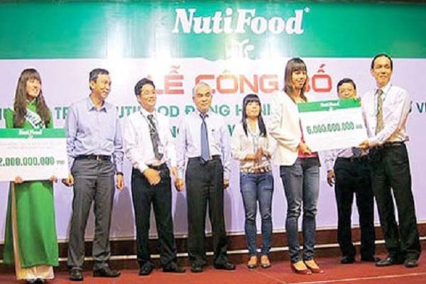 Chính thức công bố tên giải 'lạ' và lịch thi đấu V-League 2018