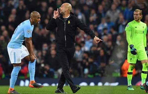 Pep Guardiola: 'Trọng tài là một gã đặc biệt, thích khác người'