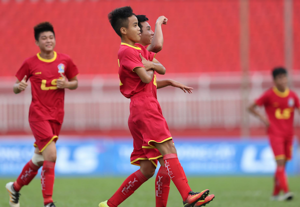 Viettel vào chung kết đấu SLNA ở giải U15 Quốc gia