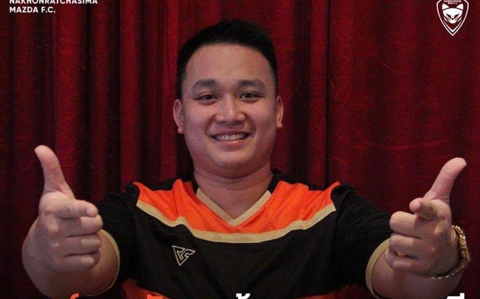 Darkvegas là game thủ đầu tiên vào bán kết PES 247 Cup