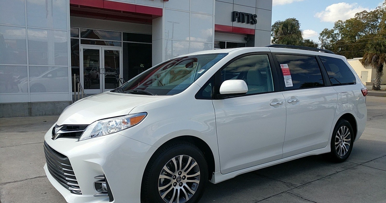 Chi tiết Toyota Sienna 2020:Thông số kỹ thuật & giá lăn bánh