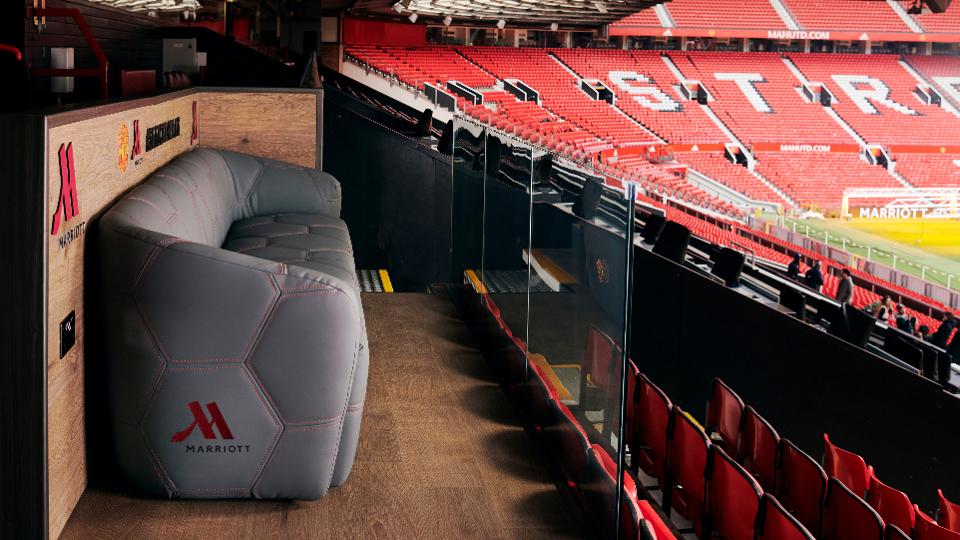 MU tiết lộ hình ảnh chỗ ngồi 'đặc biệt' tại sân Old Trafford