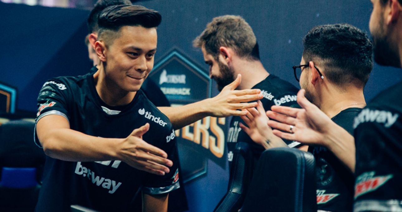 Stewie2k có mặt trong hạng mục 30 Under 30 của tạp chí Forbes