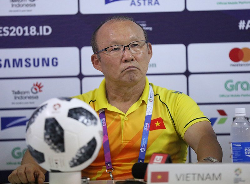 HLV Park phát biểu đầy xúc động sau trận thắng Syria