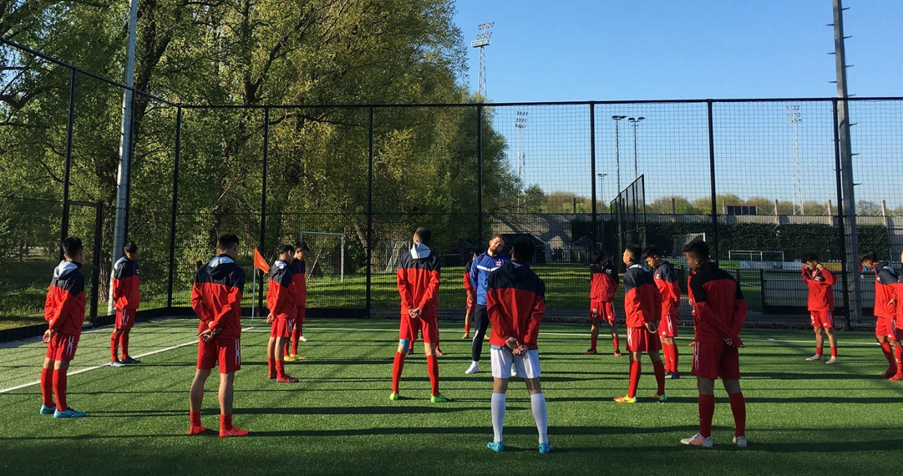 3 trận bất bại ở giải châu Âu, đại diện Việt Nam đấu Atletico Madrid