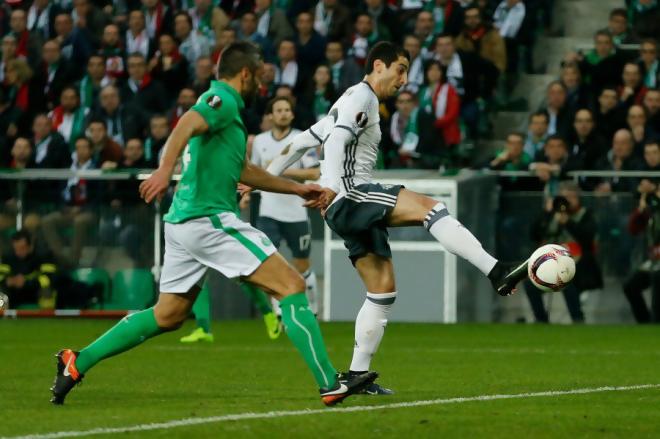 Mkhitaryan lập công, MU cầm chắc vé đi tiếp