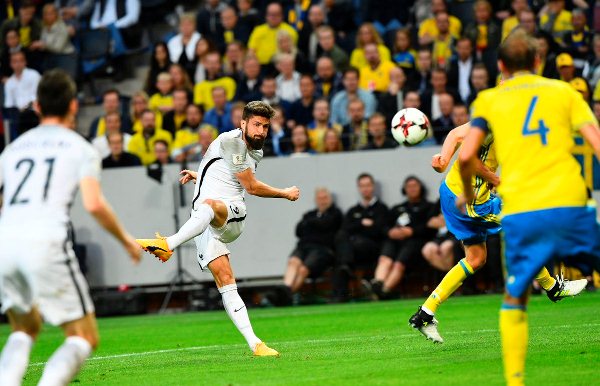 VIDEO: Chiêm ngưỡng tuyệt phẩm của Giroud vào lưới Thụy Điển