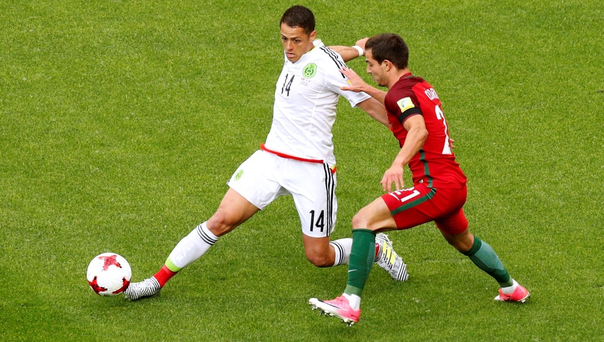 VIDEO: Bản năng ghi bàn tuyệt vời của Chicharito vs BĐN