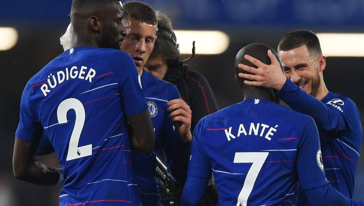 Chelsea có thể vắng tiền vệ quan trọng nhất trong cuộc đấu M.U