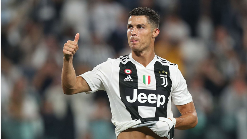 Ronaldo đề nghị Juventus 'giải cứu' đồng đội cũ 