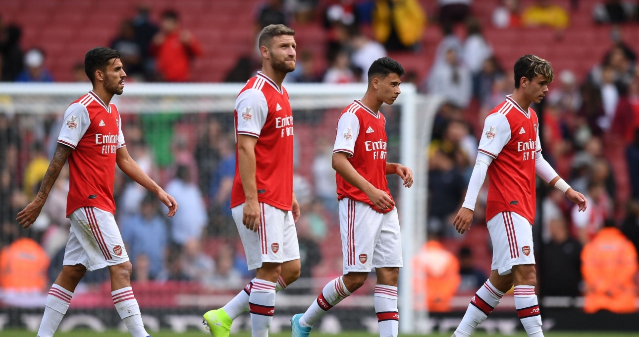 Ceballos ra mắt, Arsenal để Lyon ngược dòng đánh bại 