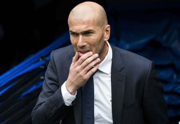 Zidane nhận tin không vui trong ngày Real khai màn La Liga