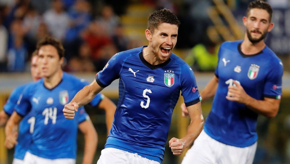 Nhọc nhằn hạ Phần Lan, Italia xây chắc ngôi đầu bảng J 