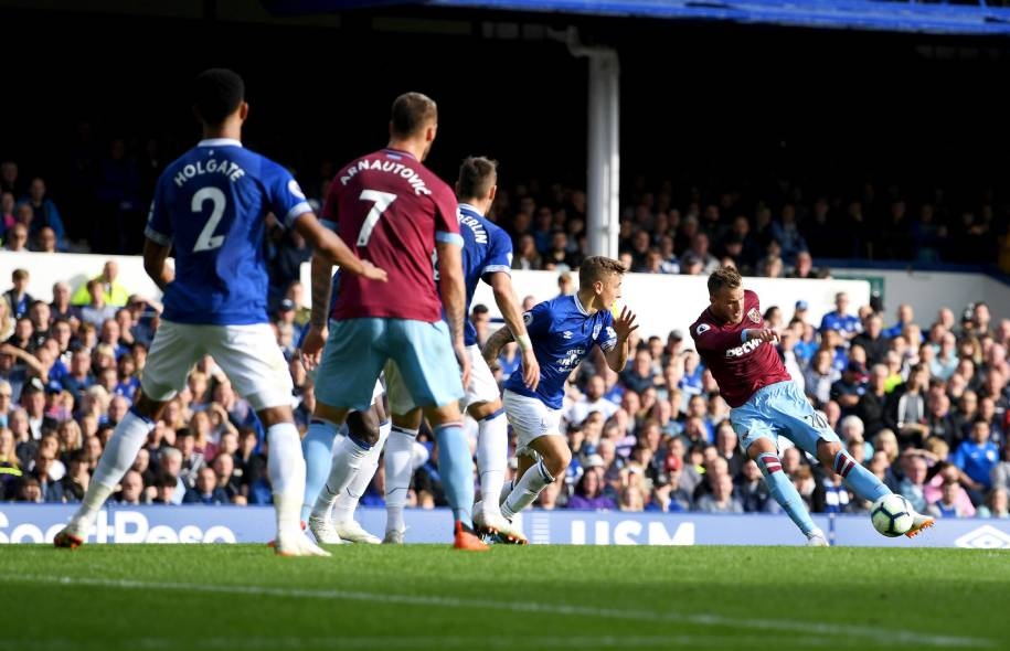 Lịch thi đấu vòng 9 Ngoại hạng Anh: MU đối đầu Liverpool 