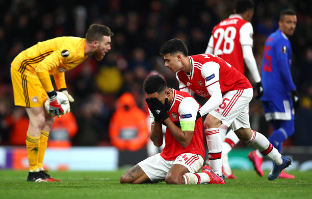 Á quân Europa League gục ngã trước thần thoại Hy Lạp của Olympiakos