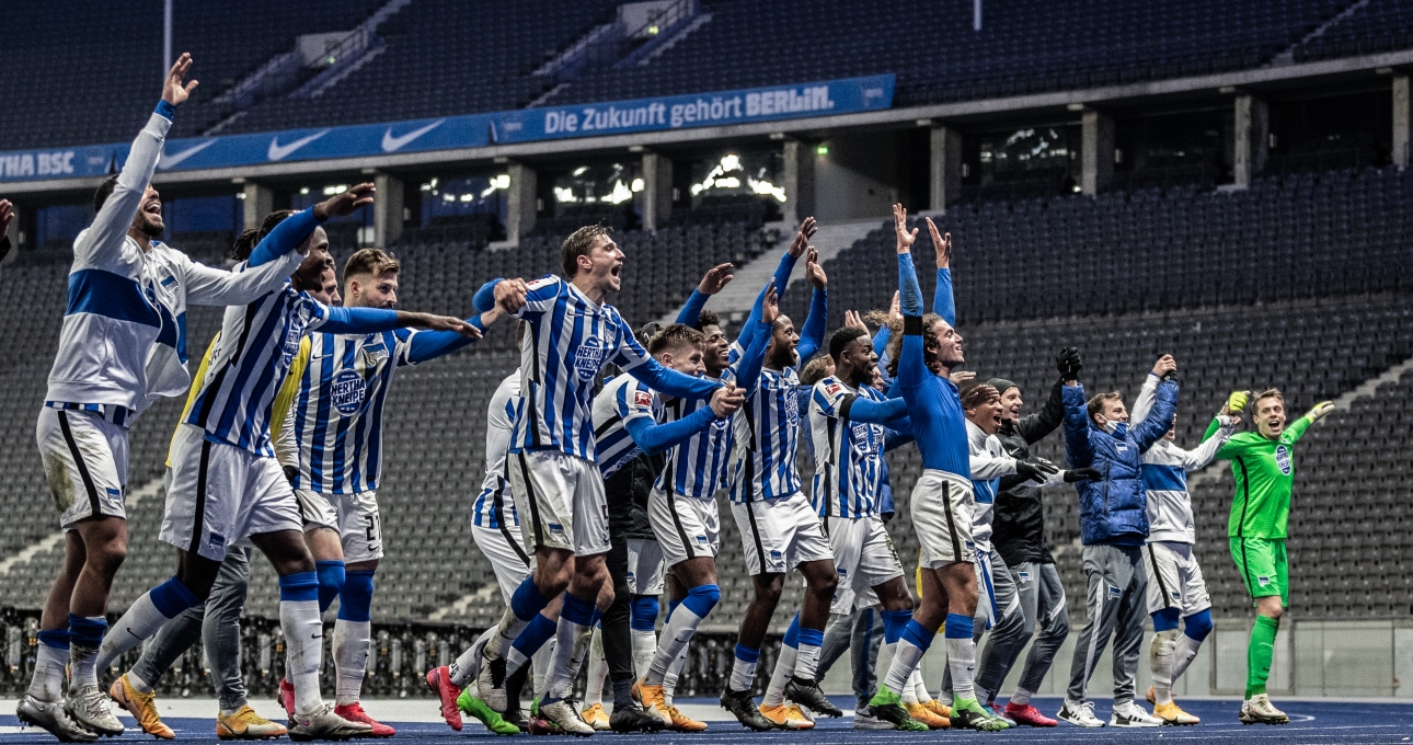 Cuộc đua chạy tử thần ở Bundesliga 20/21: Đội nào sẽ sánh vai với Schalke 04
