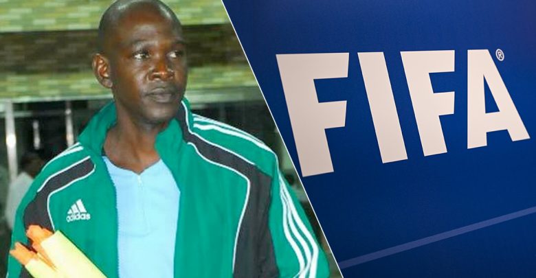 FIFA ra lệnh 'treo còi' vĩnh viễn với một trọng tài