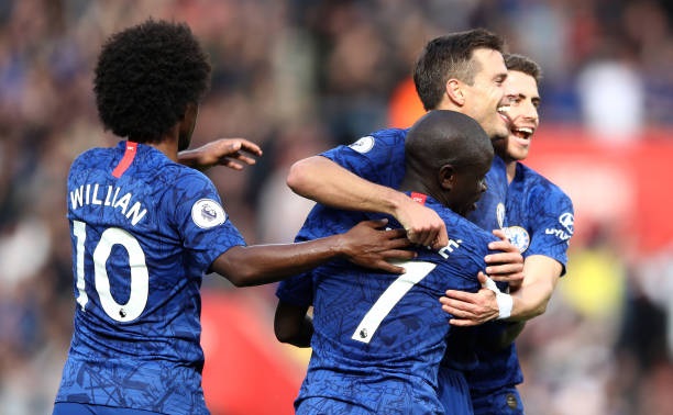 Chiến thắng hủy diệt, Chelsea phả hơi nóng lên top 4 NHA 