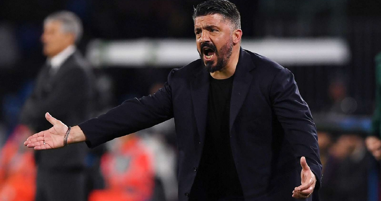 HLV Napoli tiếc nuối vì không thể đánh bại Barca