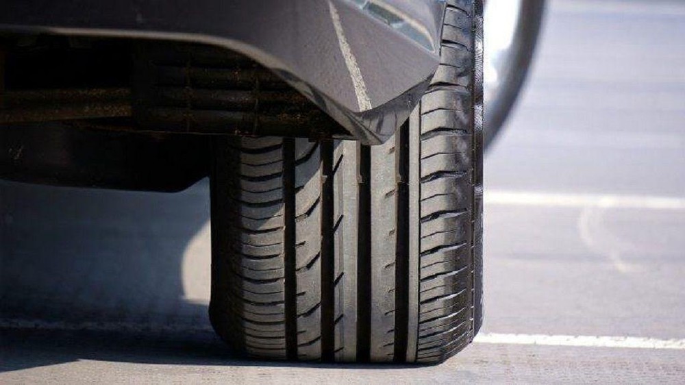 Dấu hiệu nhận biết ô tô cần thay giảm xóc ngay