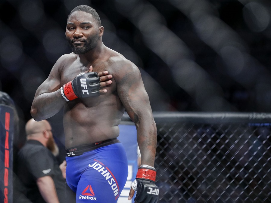 Rumble Johnson: Sẽ 'chôn sống' mọi đối thủ trong hạng cân!