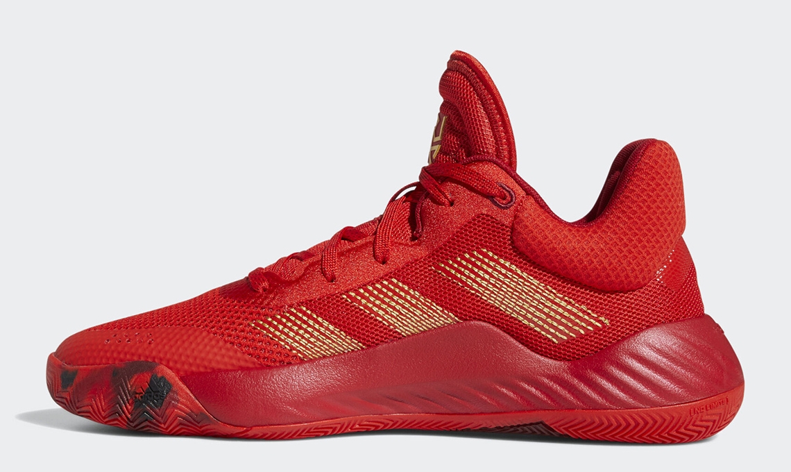 Cận cảnh siêu phẩm giày bóng rổ 'nhện sắt' đặc biệt của Adidas 