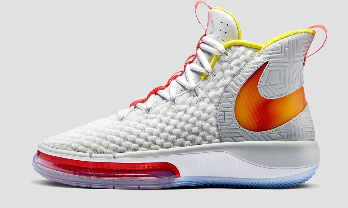 Nike ra mắt siêu phẩm giày bóng rổ AlphaDunk giúp cầu thủ bật cao hơn