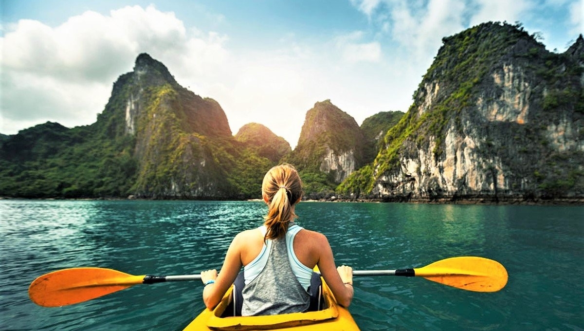 6 địa điểm lý tưởng cho chèo thuyền Kayak quanh Hà Nội
