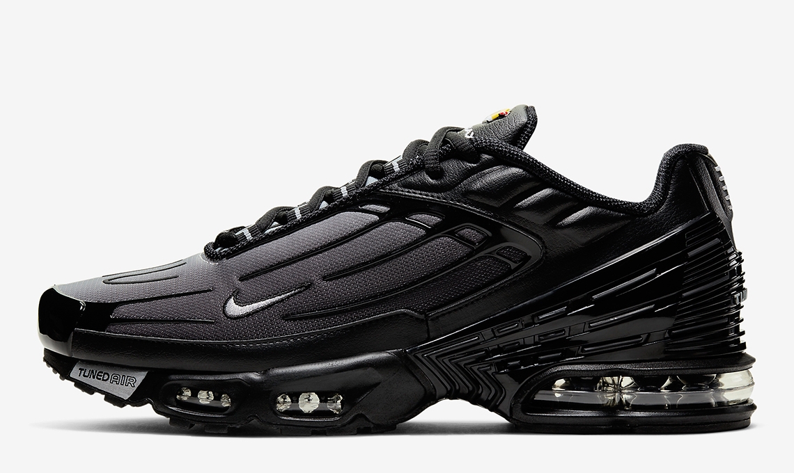 Chiêm ngưỡng Air Max Plus III với diện mạo 'ngầu' như phim viễn tưởng