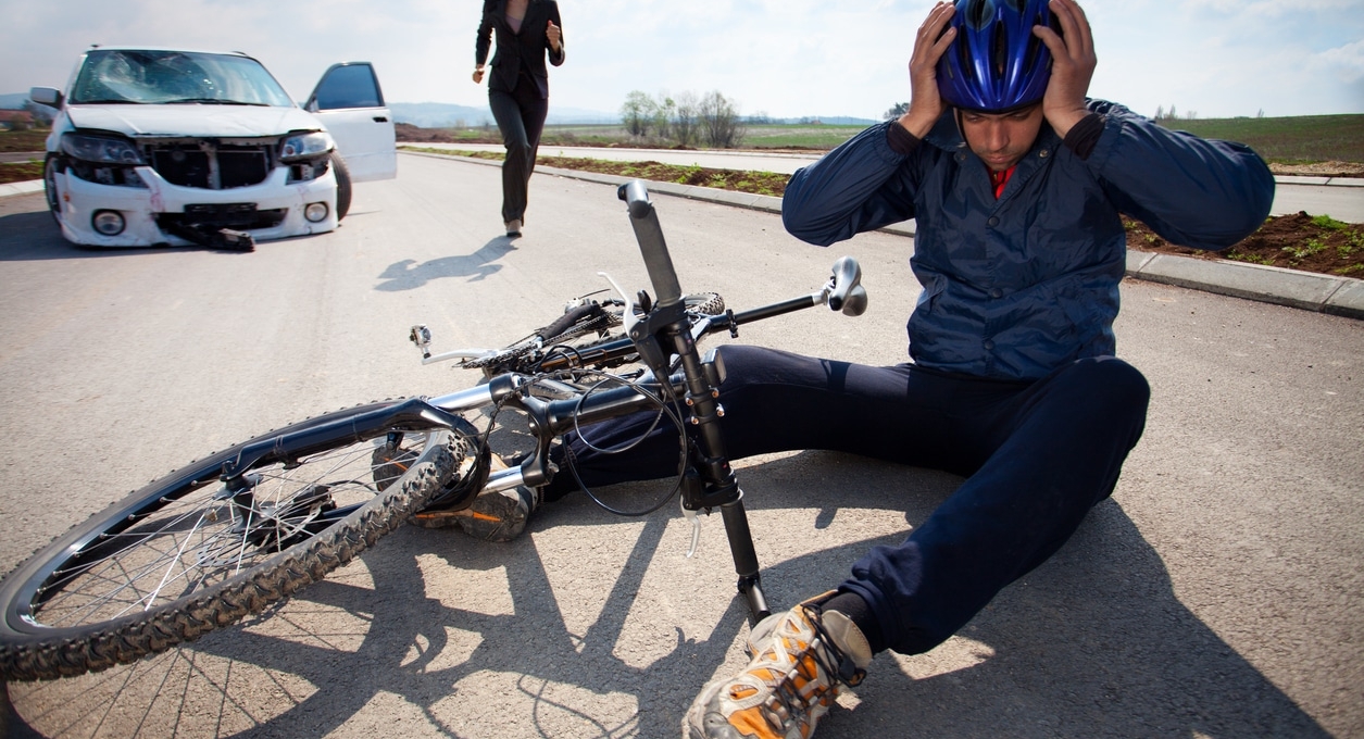 Tại sao không nên uống rượu bia khi đạp xe thể dục?