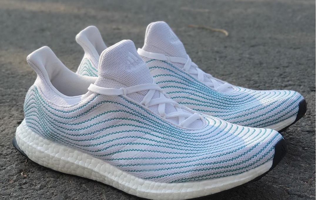 Adidas ra mắt UltraBoost bảo vệ môi trường lạ mắt